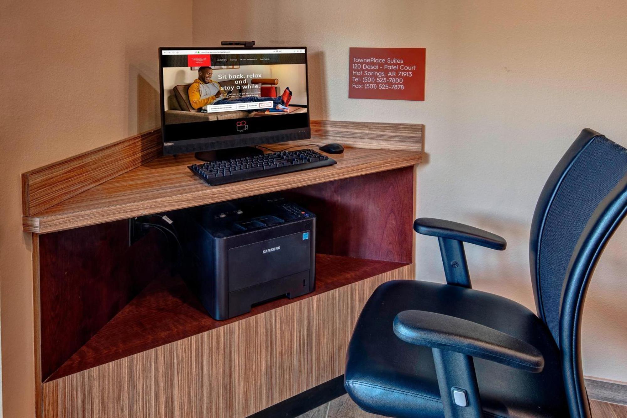 Towneplace Suites By Marriott Χοτ Σπρινγκς Εξωτερικό φωτογραφία