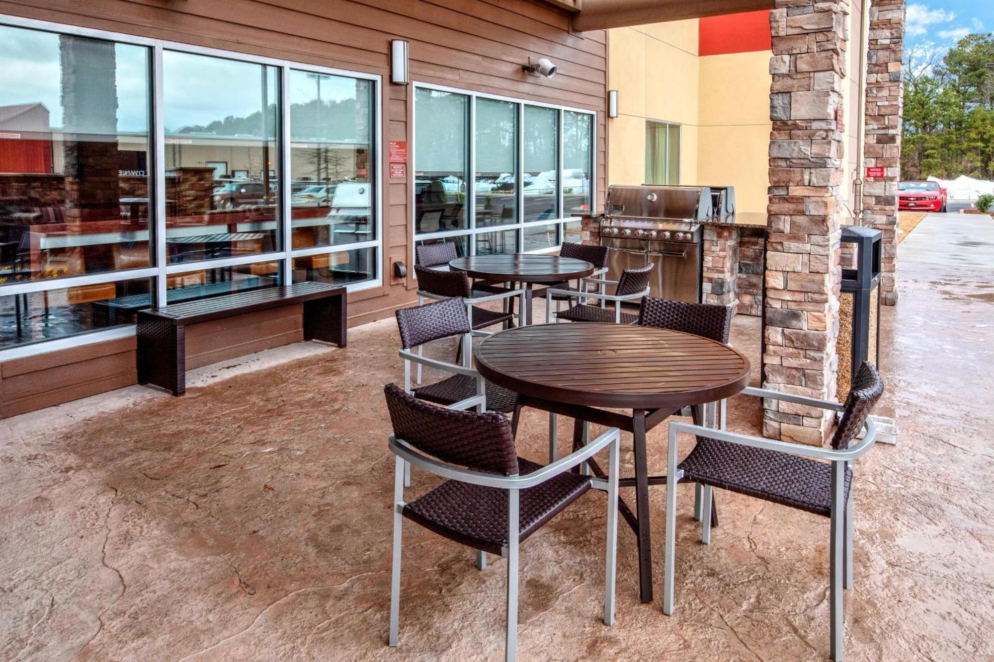 Towneplace Suites By Marriott Χοτ Σπρινγκς Εξωτερικό φωτογραφία