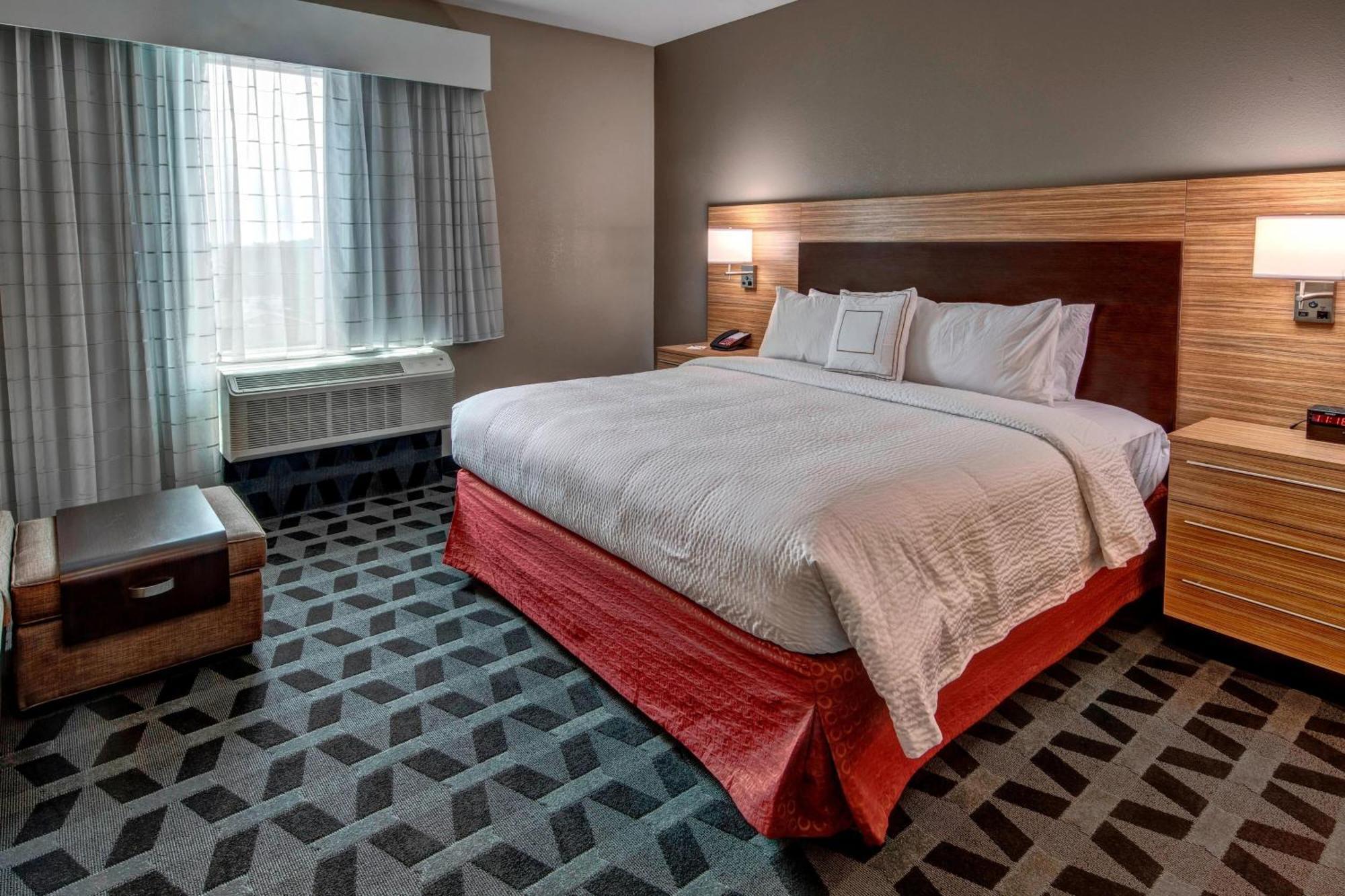Towneplace Suites By Marriott Χοτ Σπρινγκς Εξωτερικό φωτογραφία