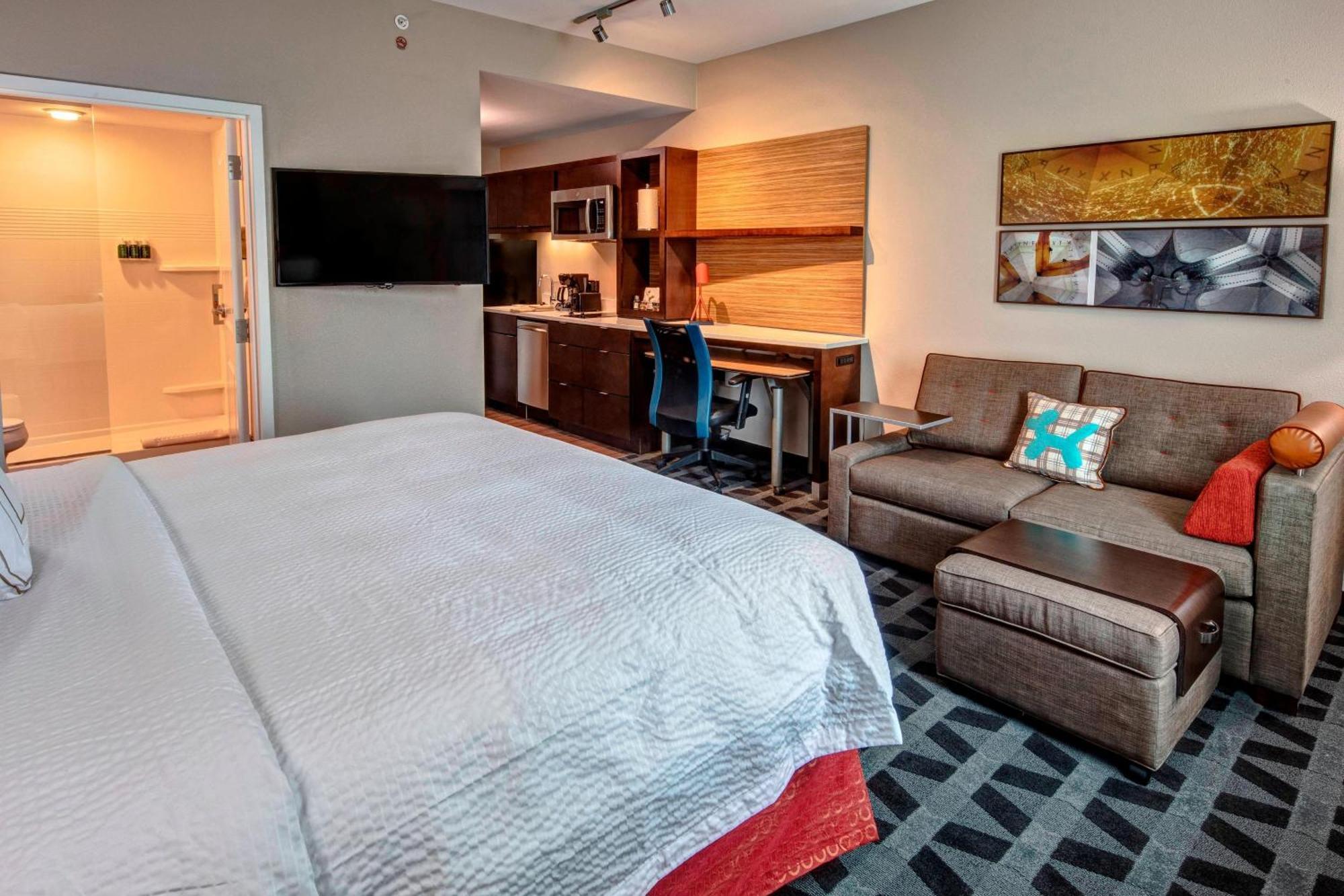 Towneplace Suites By Marriott Χοτ Σπρινγκς Εξωτερικό φωτογραφία