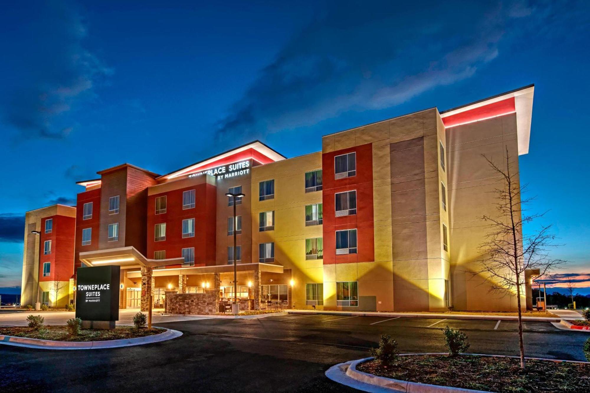 Towneplace Suites By Marriott Χοτ Σπρινγκς Εξωτερικό φωτογραφία